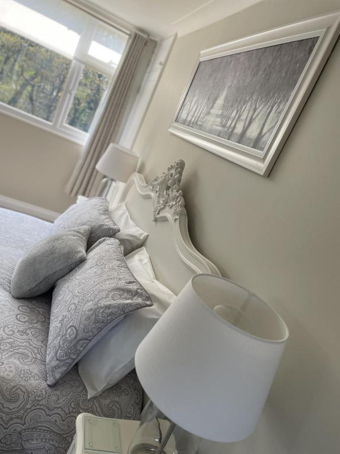 Woodland House B & B Wimborne Minster Extérieur photo