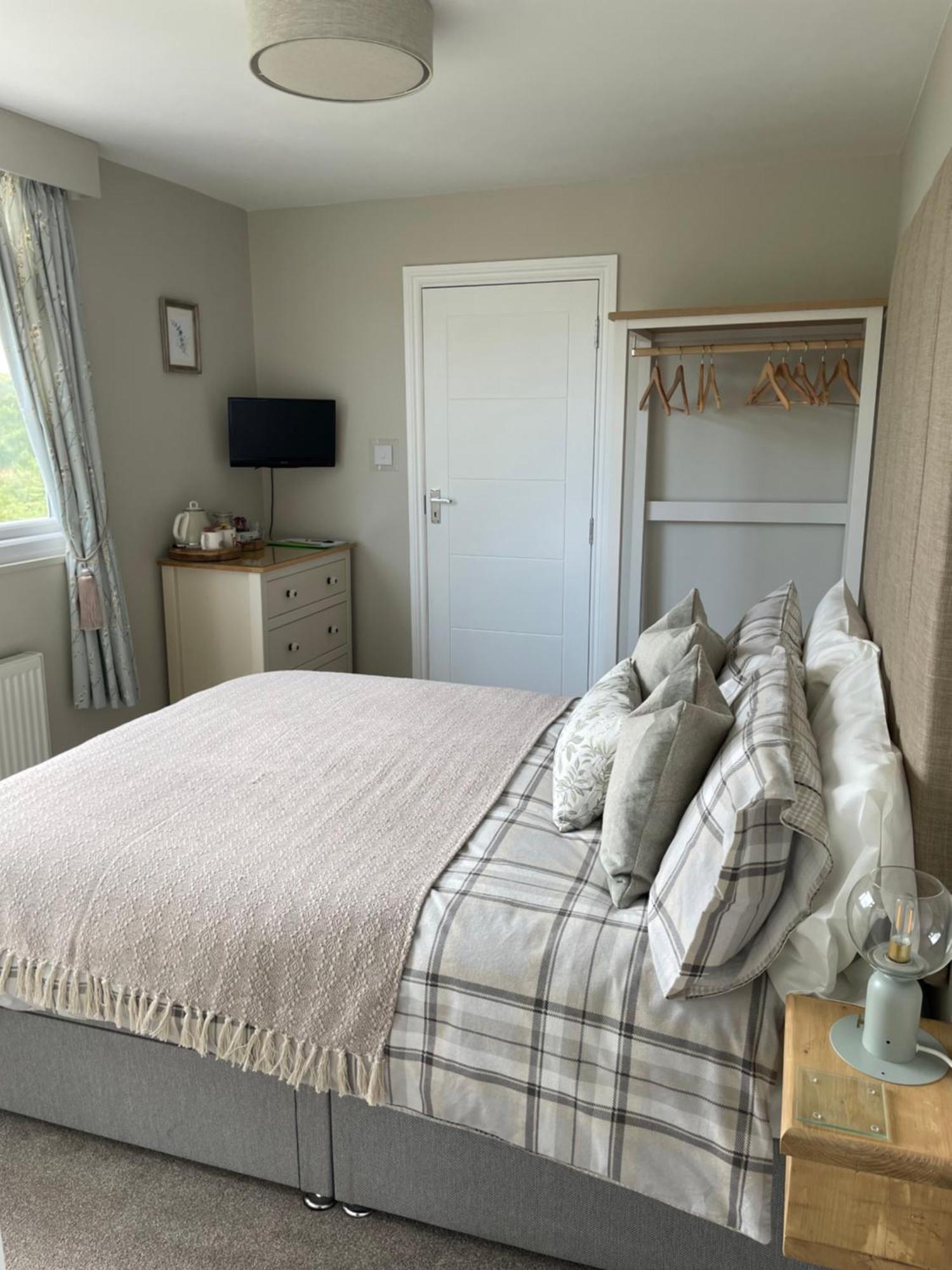 Woodland House B & B Wimborne Minster Extérieur photo